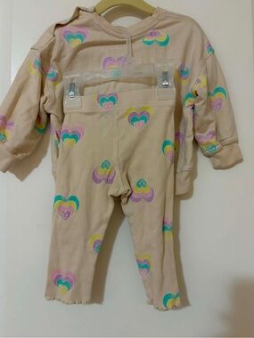 5/$30♥️Kids Beige Heart-Print One-Piece Set